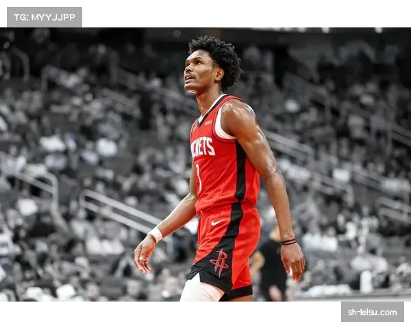 阿门·汤普森得分上双 火箭后卫20分成为球队重要轮换 阿门·汤普森得分上双 火箭后卫20分成为球队重要轮换